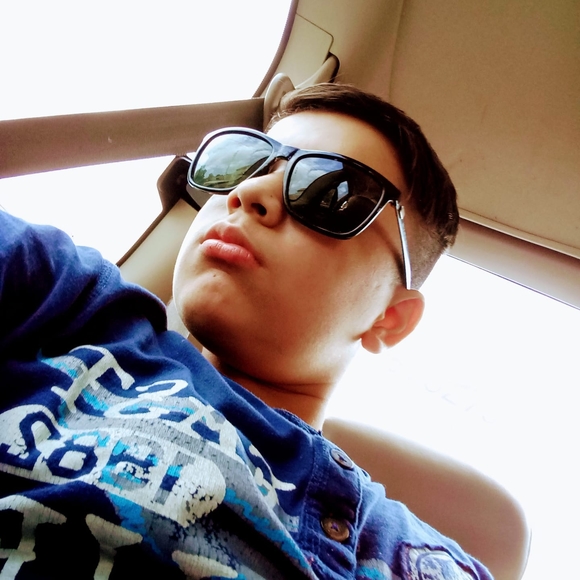 Meet your Posher, Benjamin - Picture 1 of 1